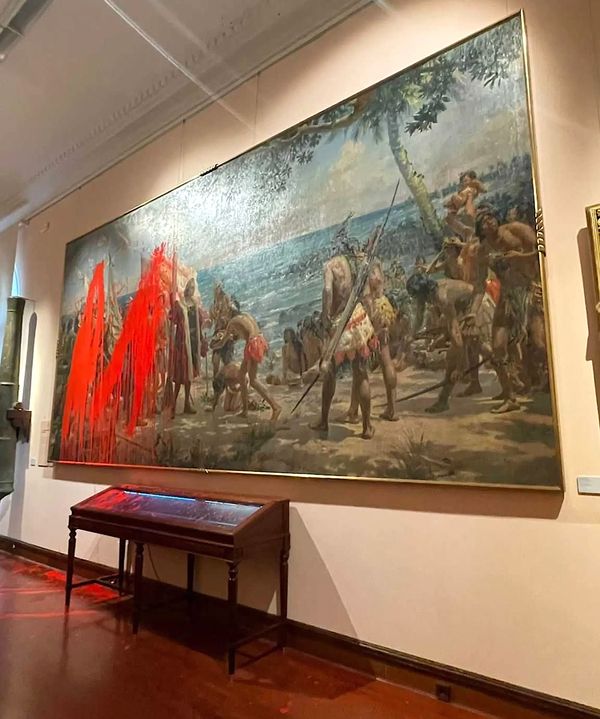 Two Arrested for Splashing Paint on Columbus Artwork in Spain