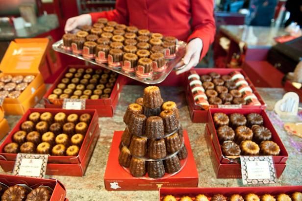 Exchange your home with HomeExchange to stay for free in Bordeaux the Bordeaux Canelé