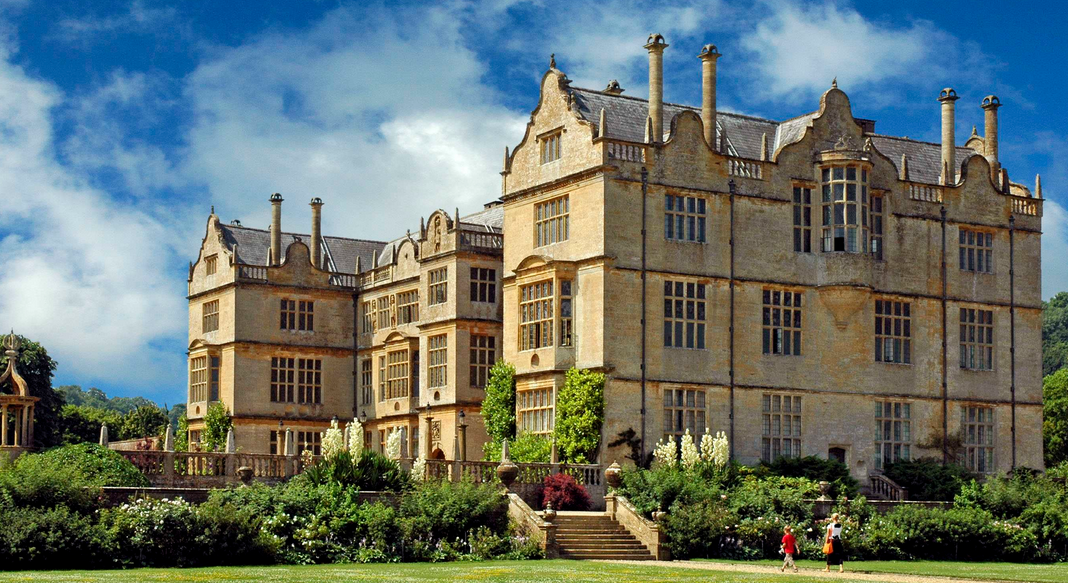 GuestToGuest, UK best statGuestToGuest, UK best stately homes, Montacute house somerset