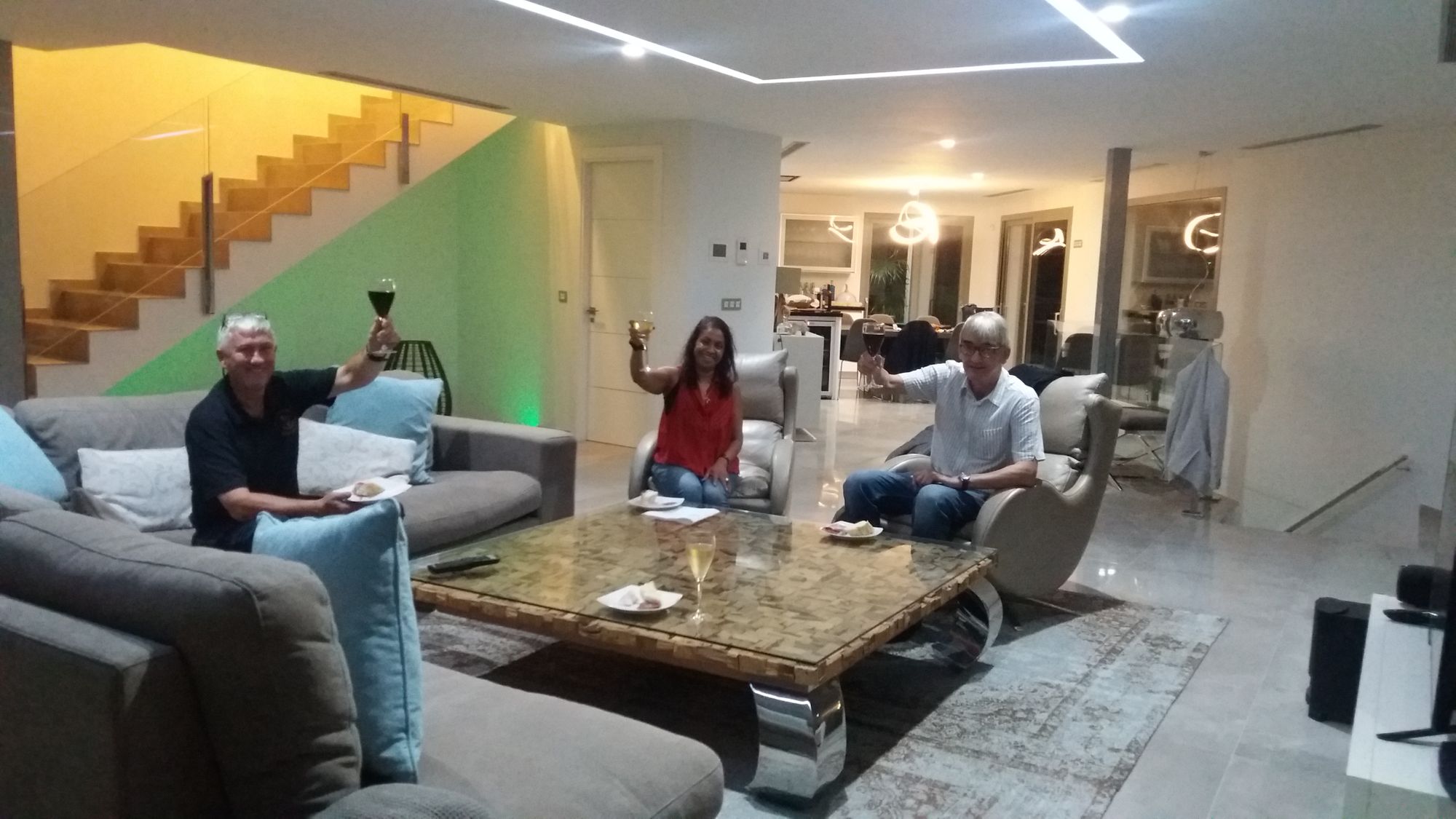 291617054b4e-20180926_231222