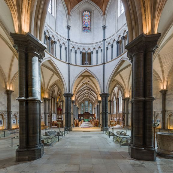 Best things to do in London England— travel and house swap with HomeExchange