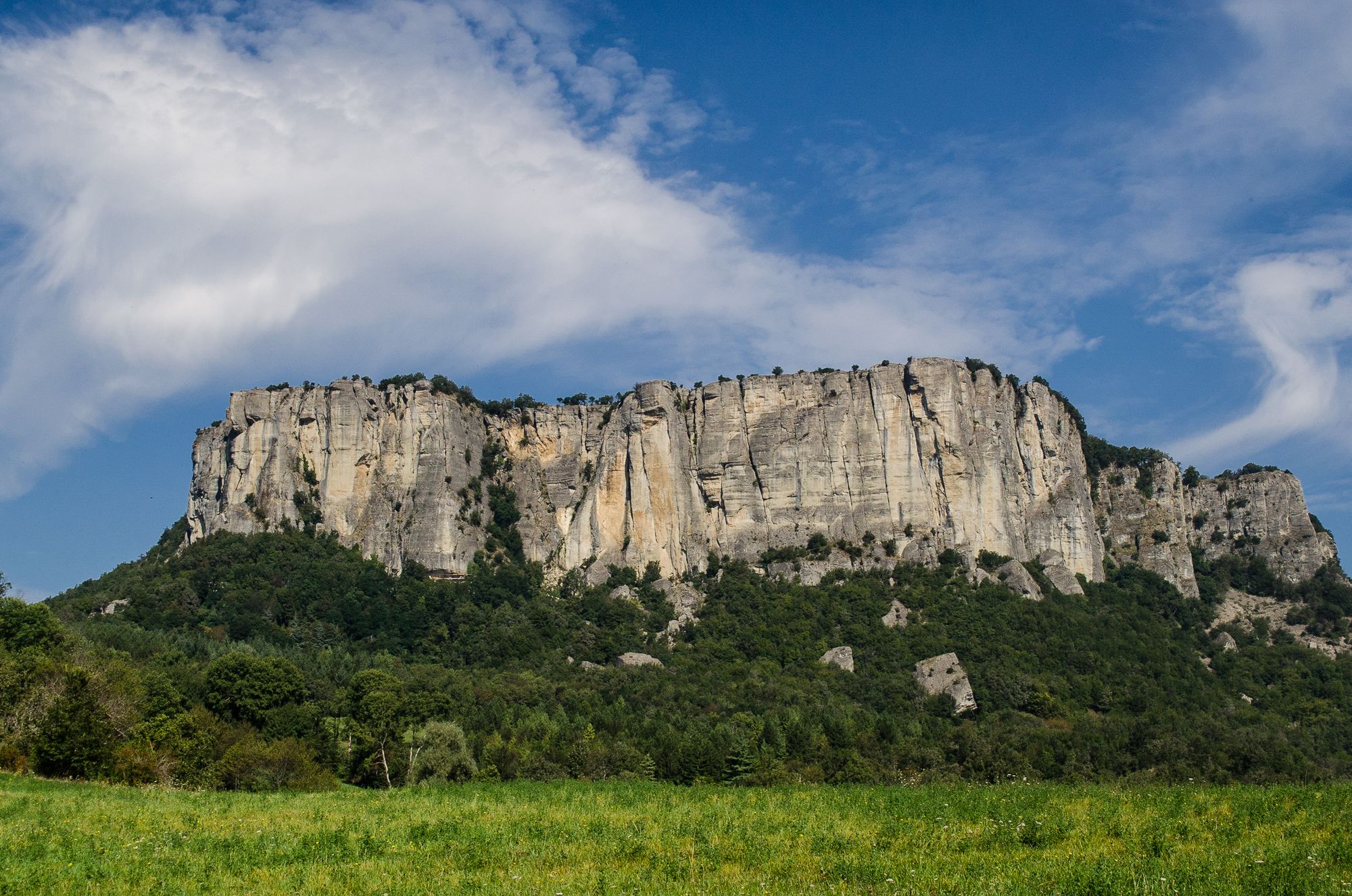 Pietra di Bismantova Italy travel home exchange