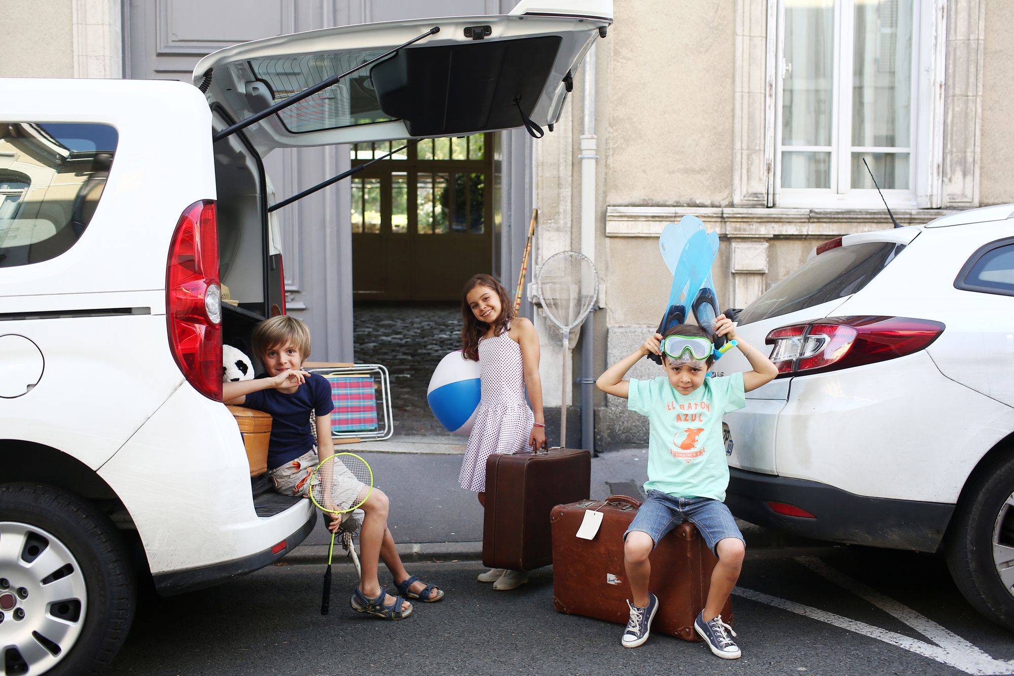 How to take a longer vacation on a budget by arranging multiple home exchanges 