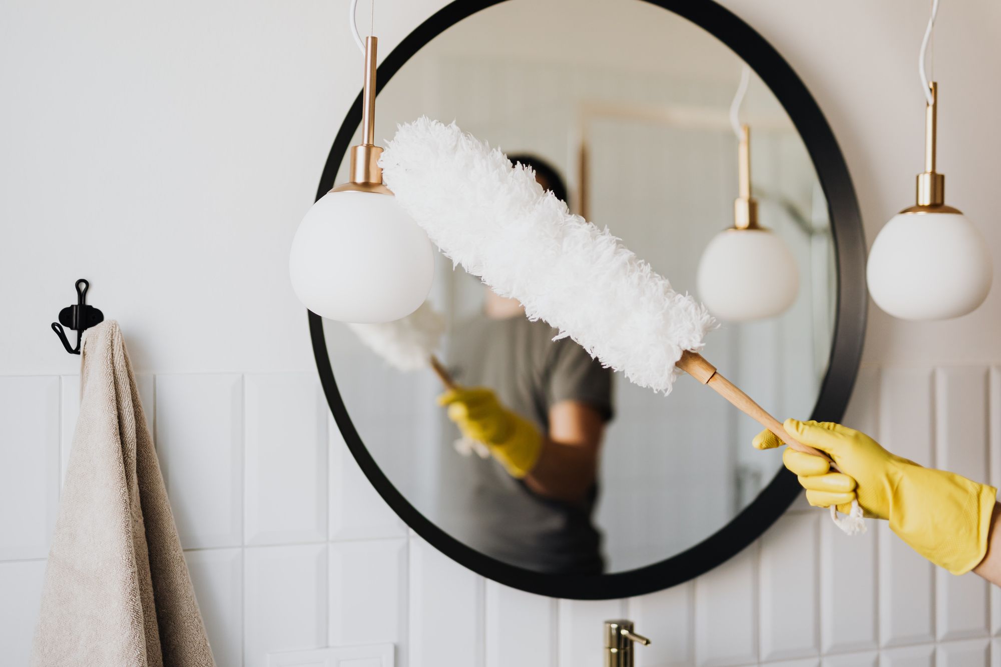 5 spring cleaning tips to prepare for a summer of HomeExchanging