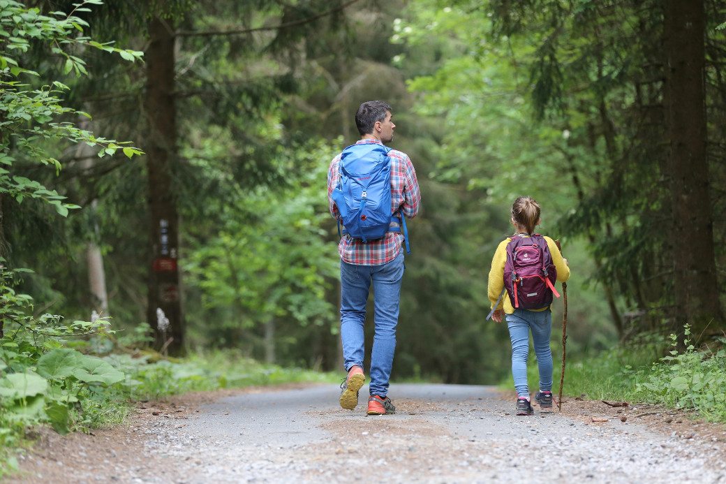 HikingFamily
