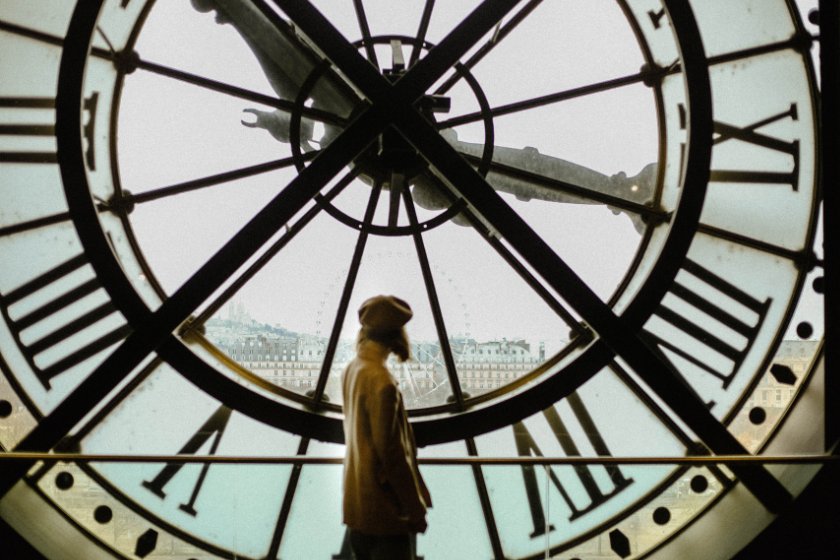 paris best places to travel solo
