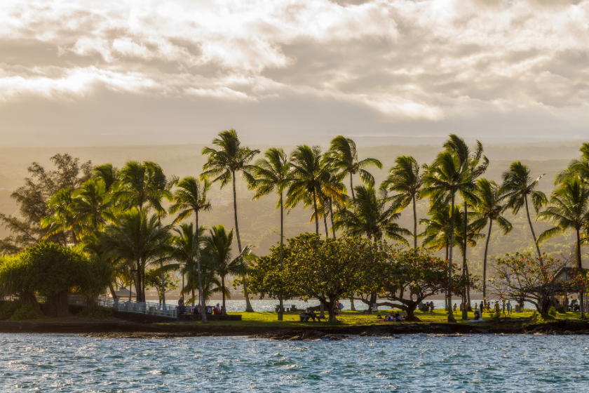 Where to vacation in september: Hilo Hawaii
