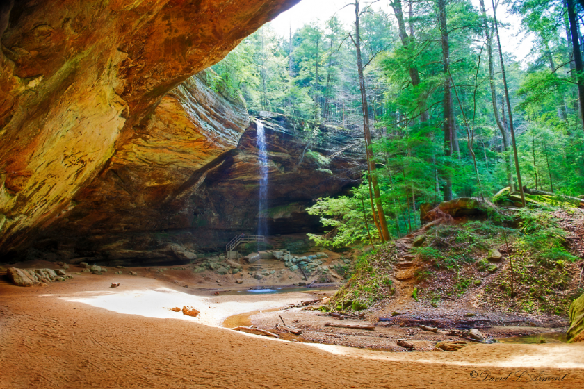 hocking hills romantic getaways ohio