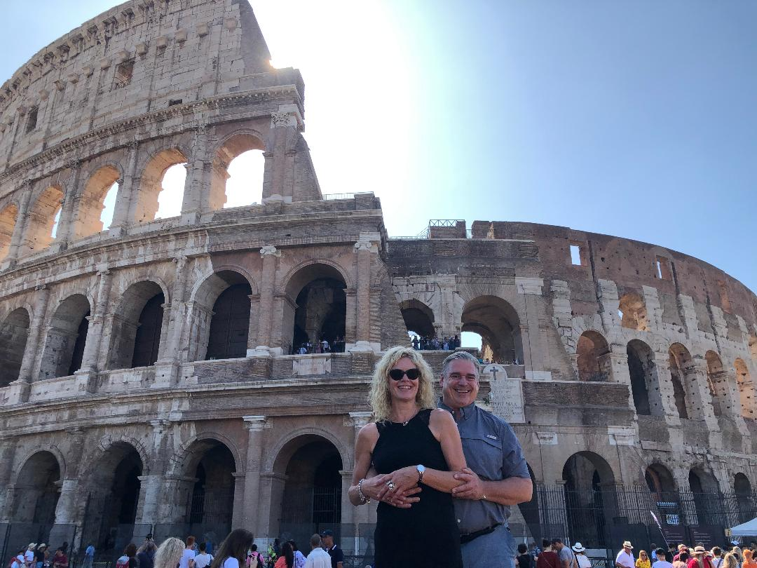 Rome-HomeExchange-Couple-3