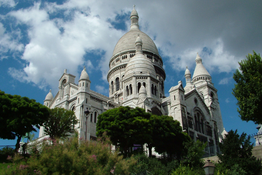 Sacré-coeur as one of the most visited tourist attractions in the world