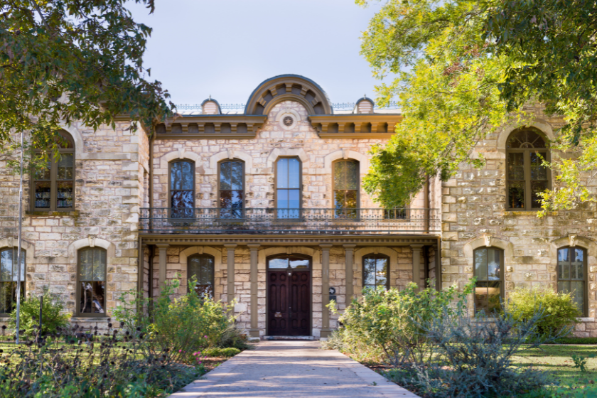 Cutest small towns Texas: Fredericksburg