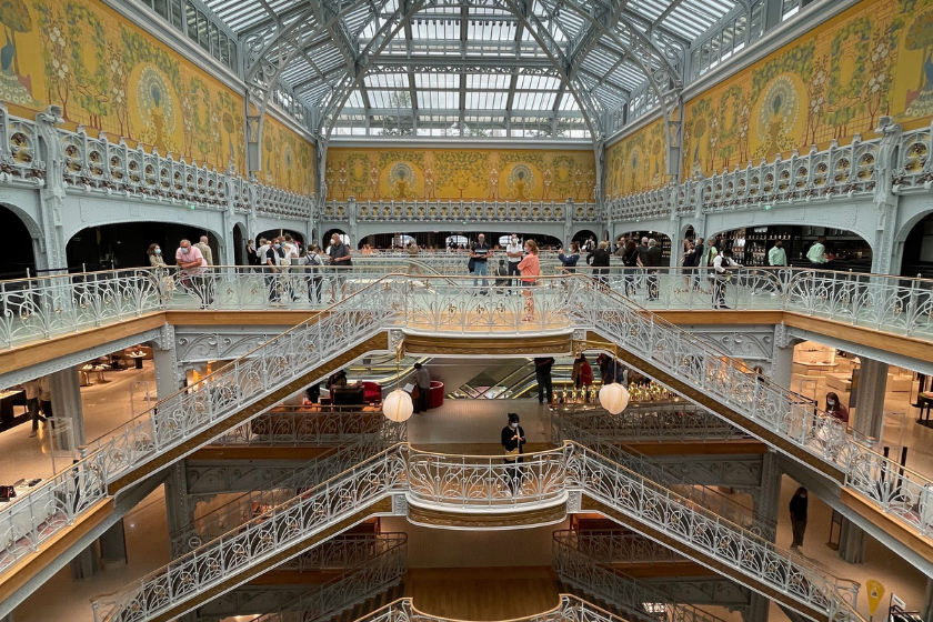reasons to visit paris shopping