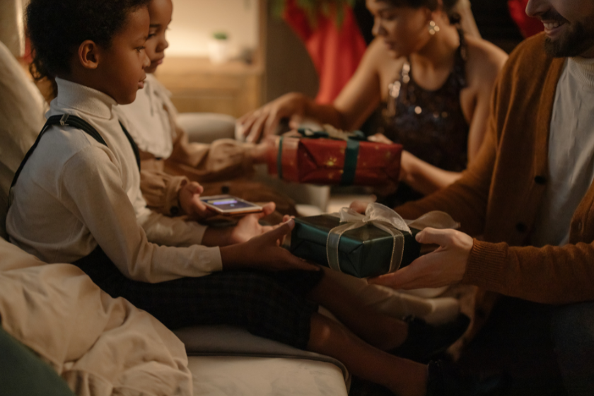 People exchanging gifts