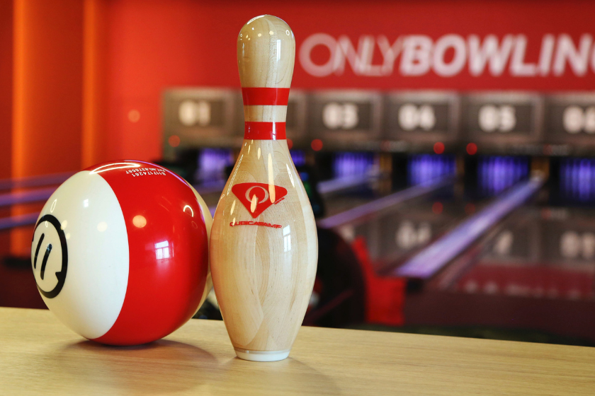 Red and white tenpin and bowl