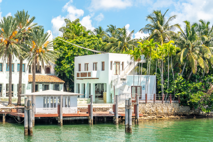 best places to visit january miami beach