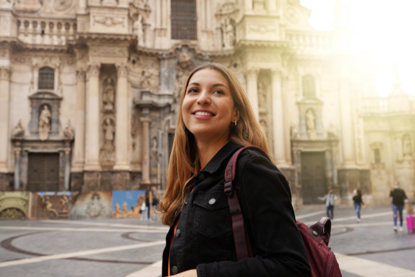 how to travel the world cheap