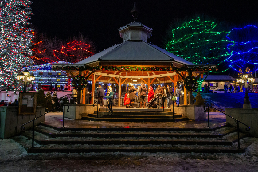 leavenworth cheap places to travel christmas usa.