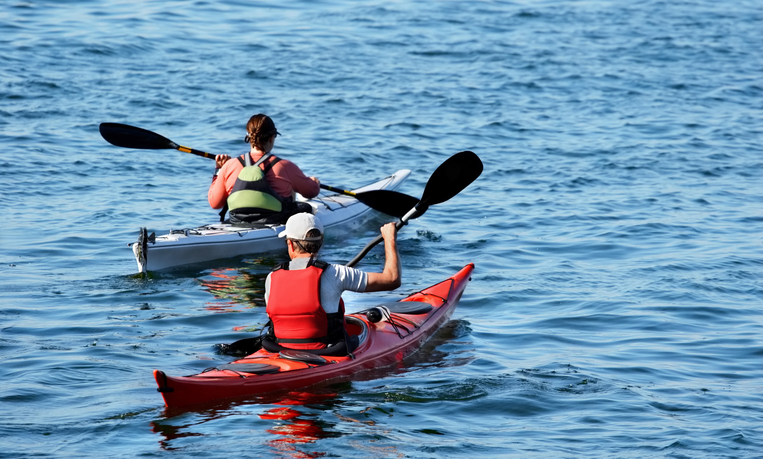 Two people kayaking in San Diego