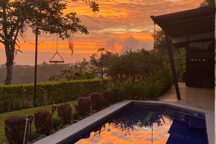 homeexchange costa rica - elopement story