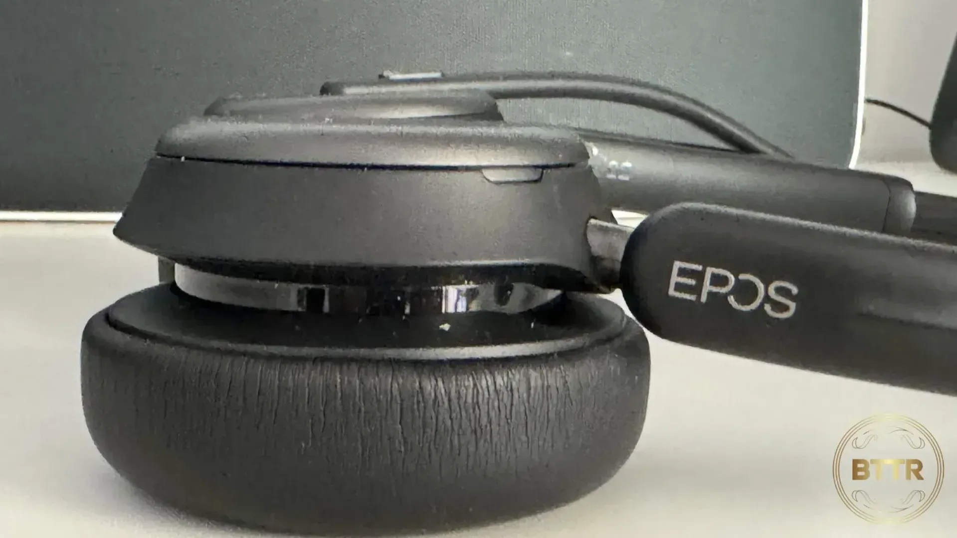 Side-on view of the EPOS Impact 1000