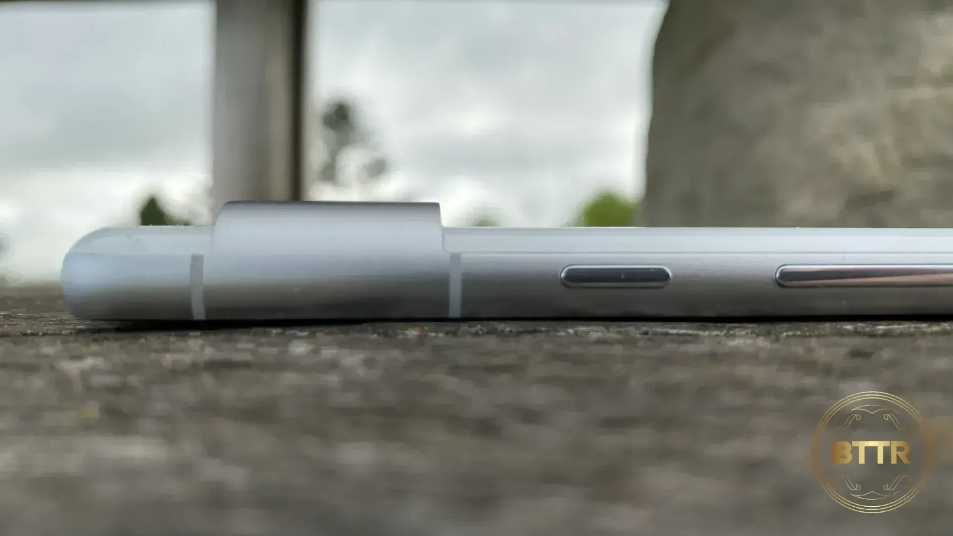 Close up look at the camera bulge of the Google Pixel 7