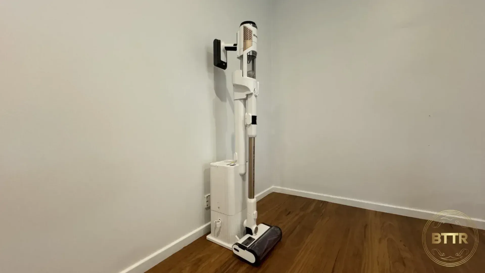 Shark Cordless Detect Pro on the base