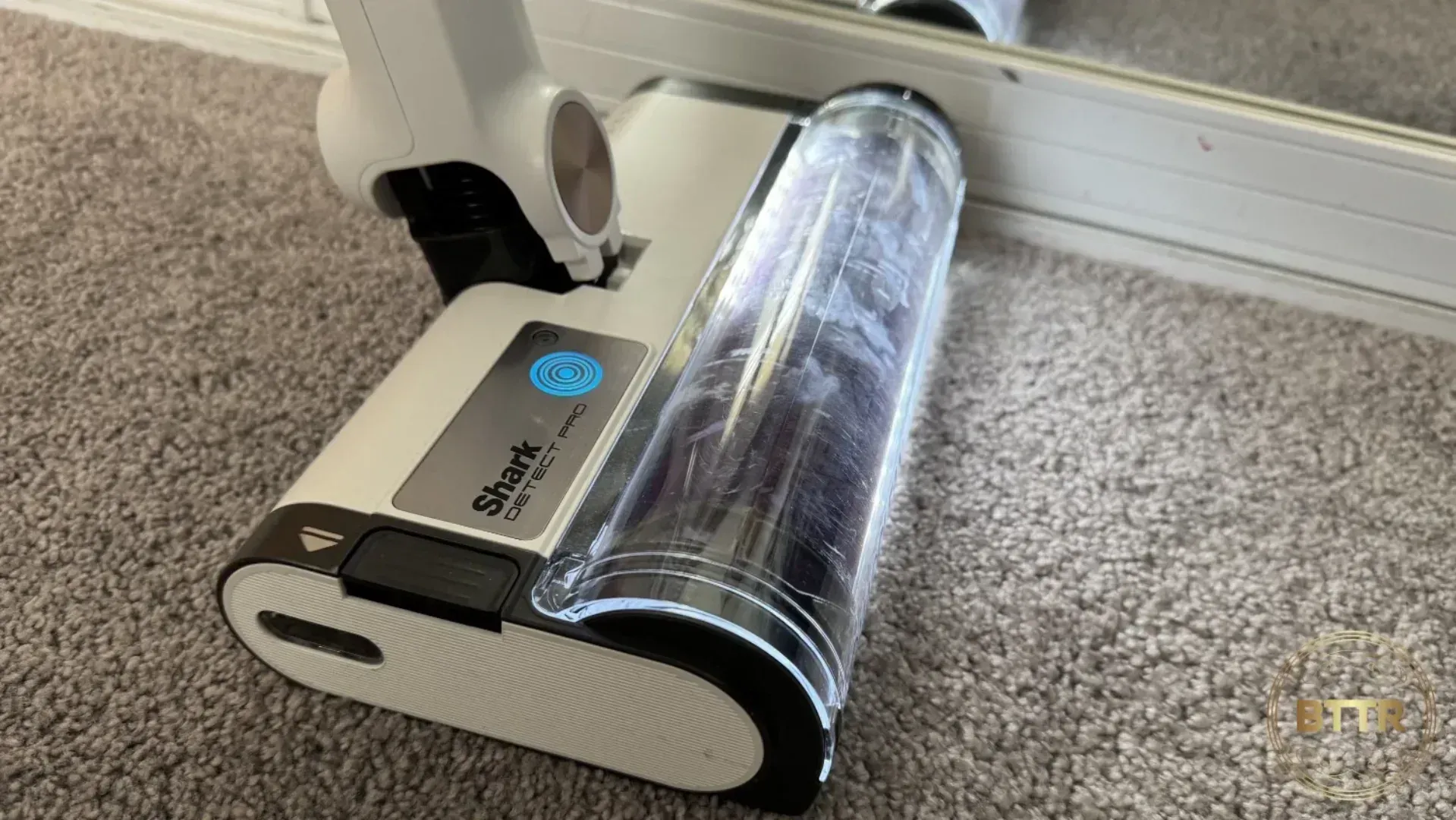 Shark Cordless Detect Pro quadclean up close vacuuming carpet