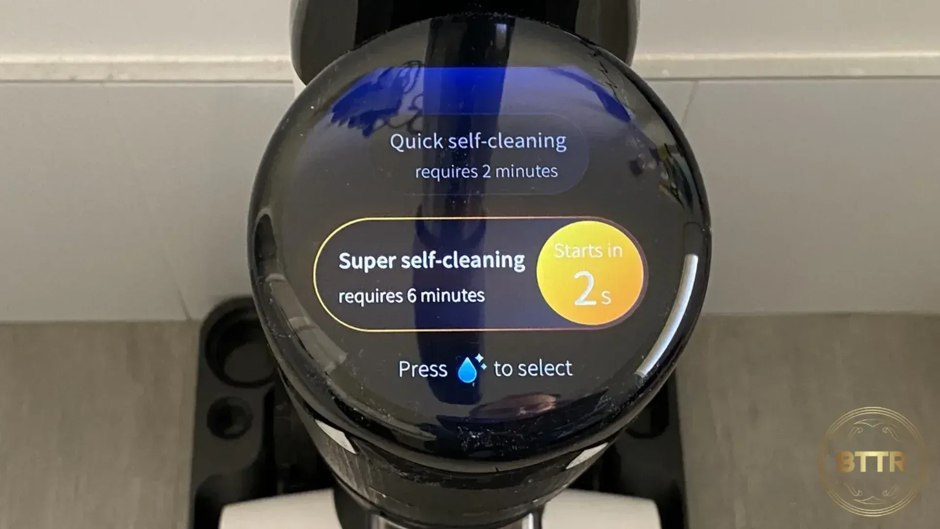 The self cleaning cycle options on the LCD of the Floor One S7 Pro