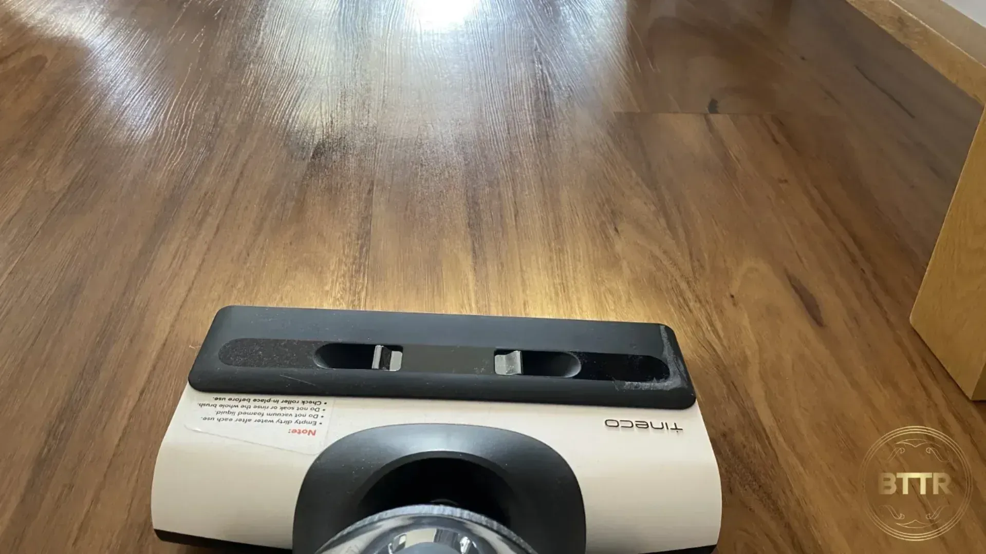 Clean floor ahead of the S7 Pro