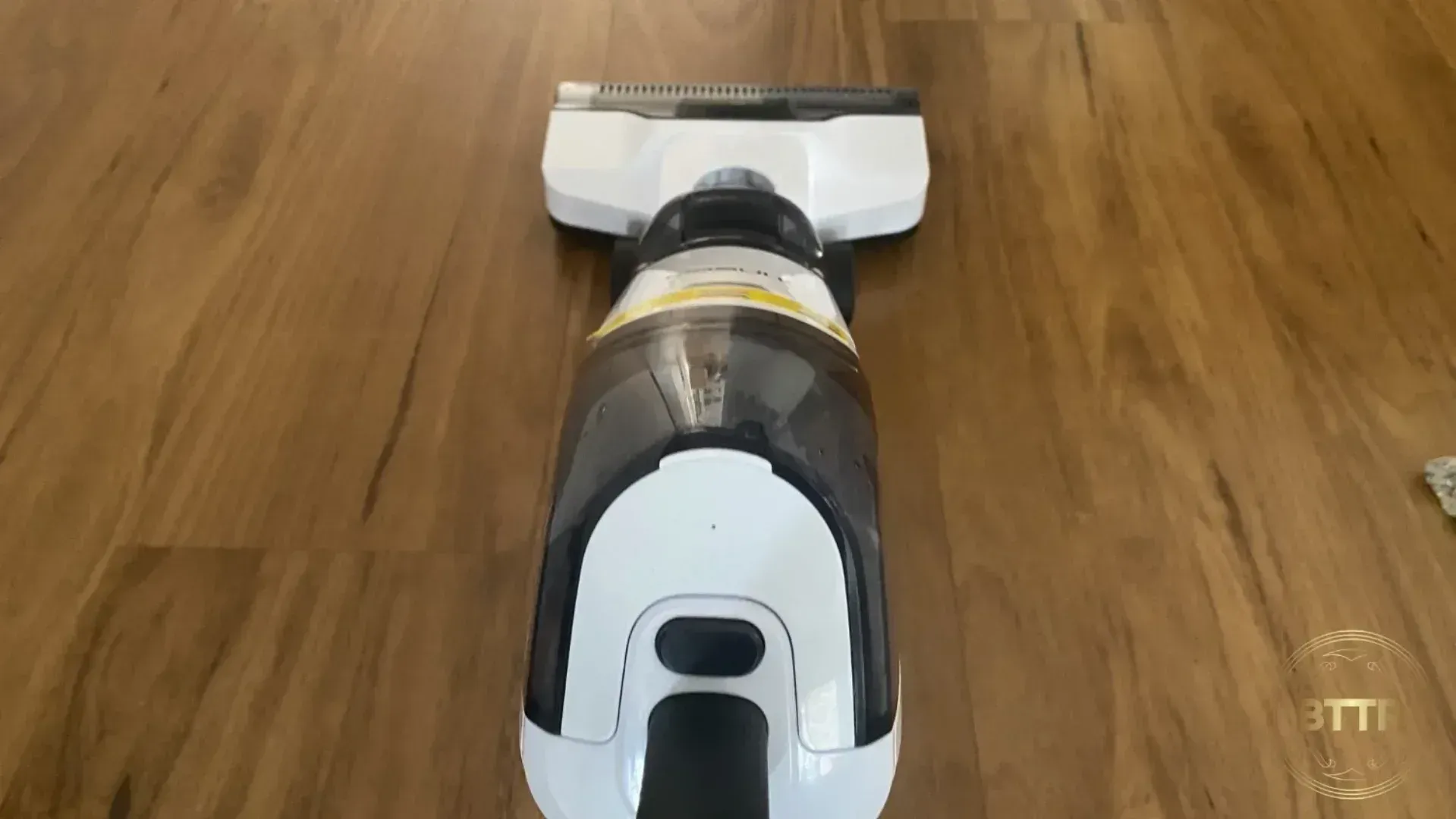 The compact water tanks of the iFloor 2 are still enough to get through a 3-bedroom home (when 2/3rds of the rooms are actually carpeted)