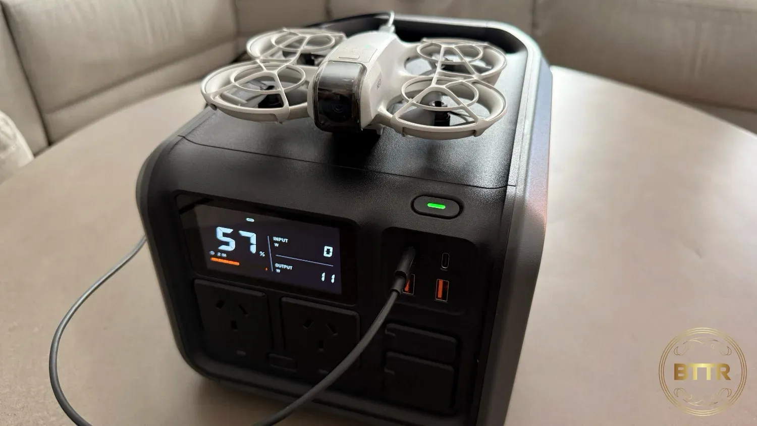 Charging the DJI Neo on the Power 500