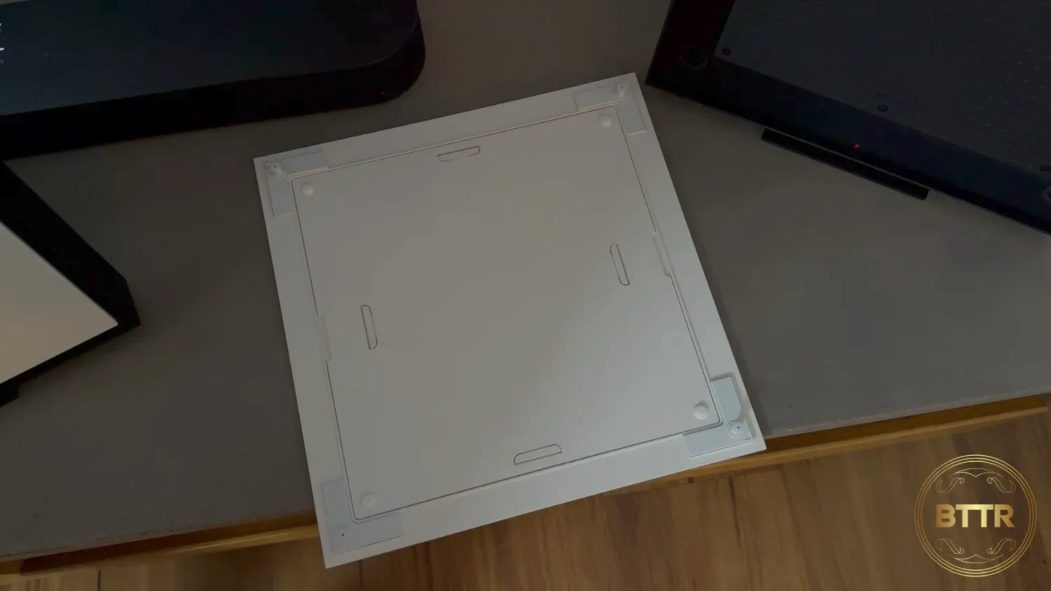 Changing the image in the Samsung Music Frame