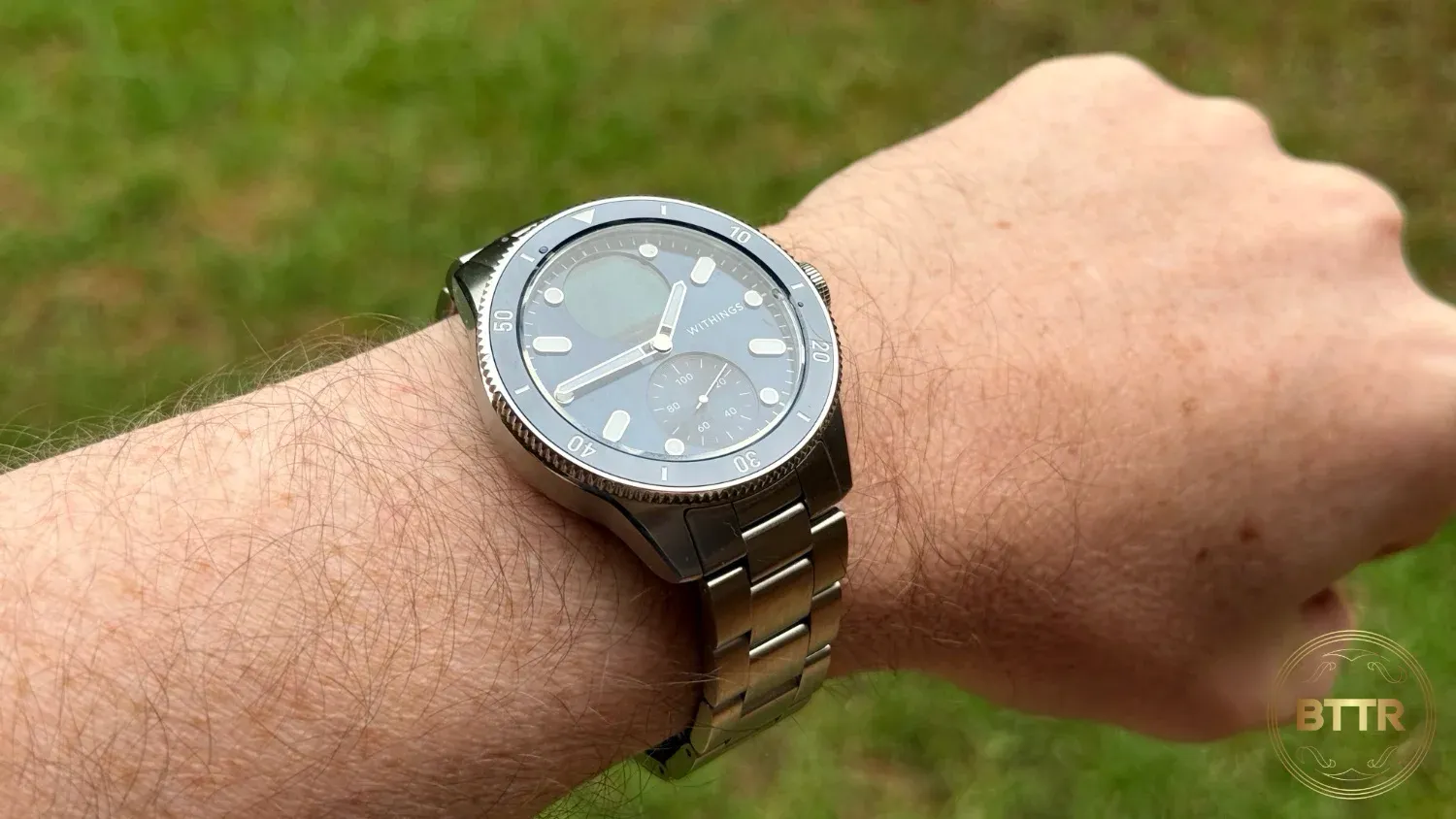 Wearing the ScanWatch Nova