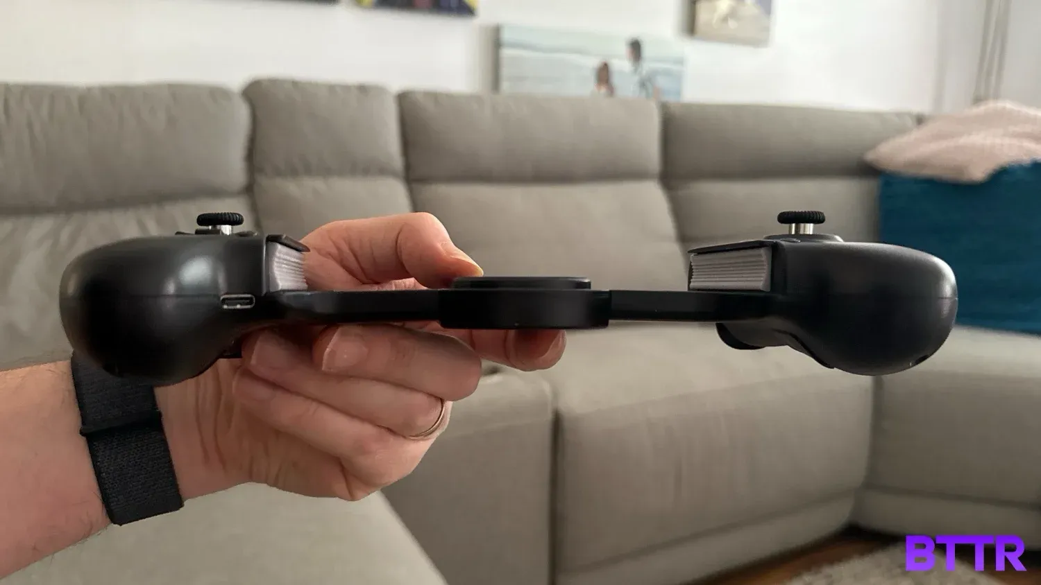 Holding the GTEK Wireless Gaming controller Pro  flat