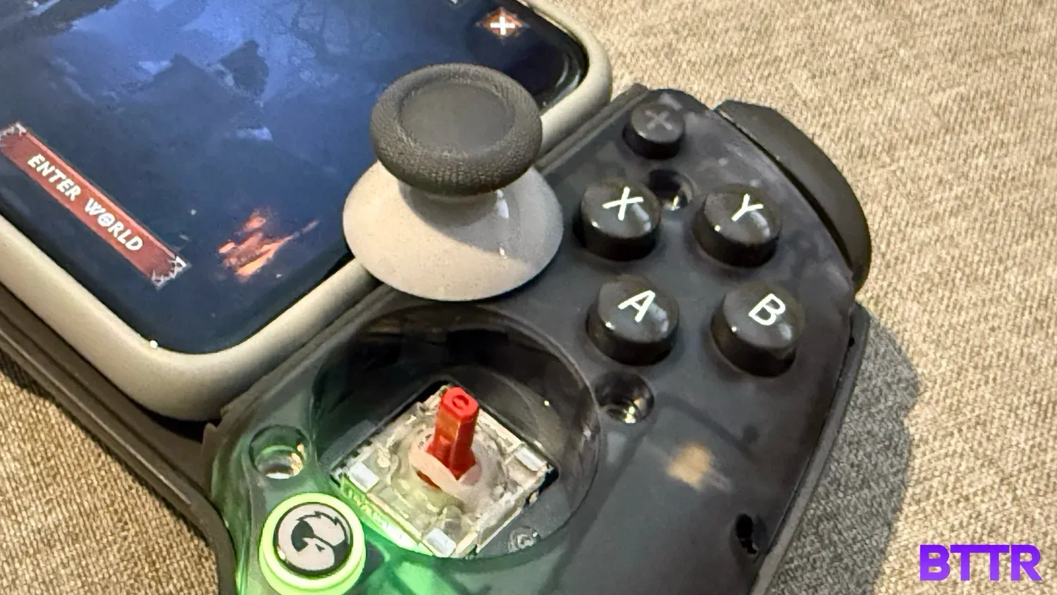 The GameSir G8 Plus with the right analogue stick removed