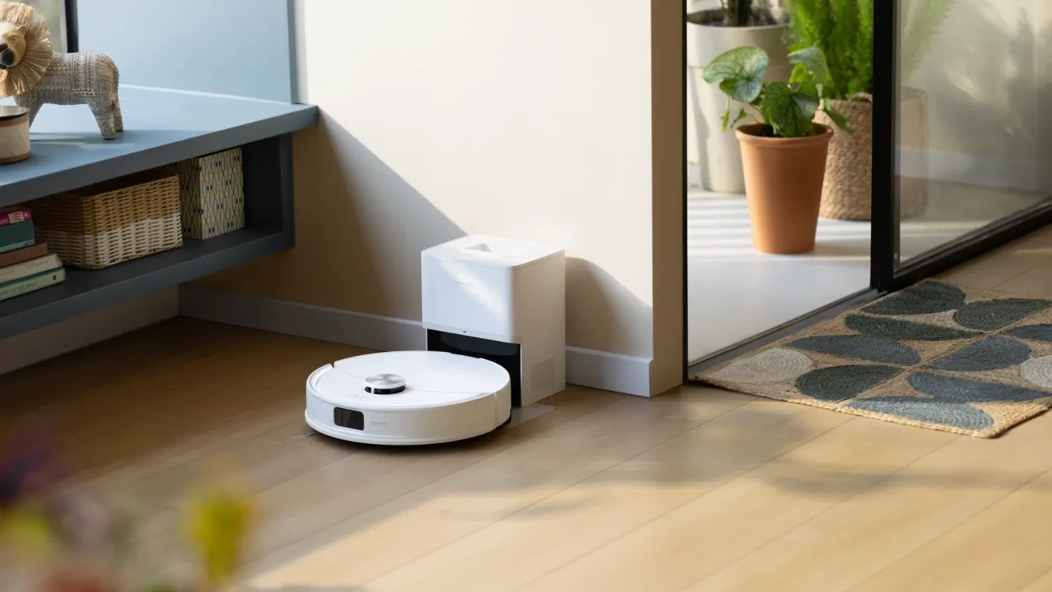 The new Q10V+ robot vacuum from roborock