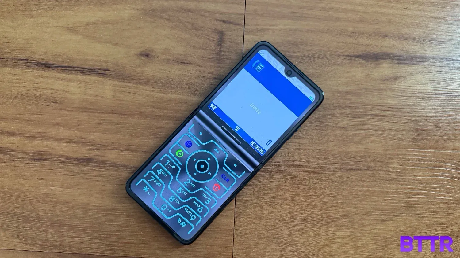 RETRO RAZR mode on the phone