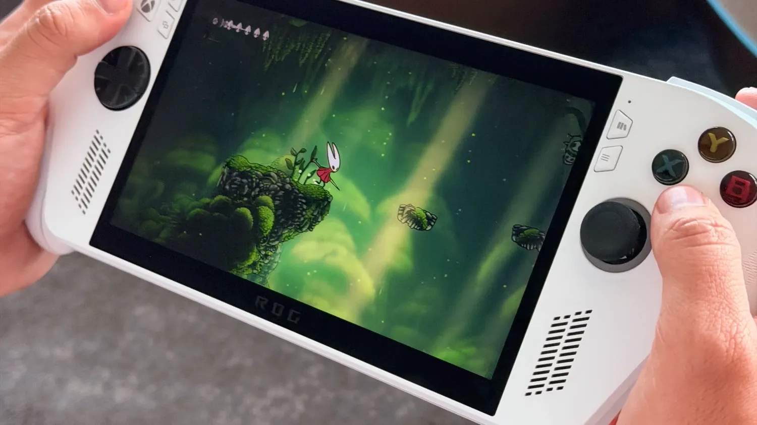 Silksong on the Xbox Ally looks fantastic