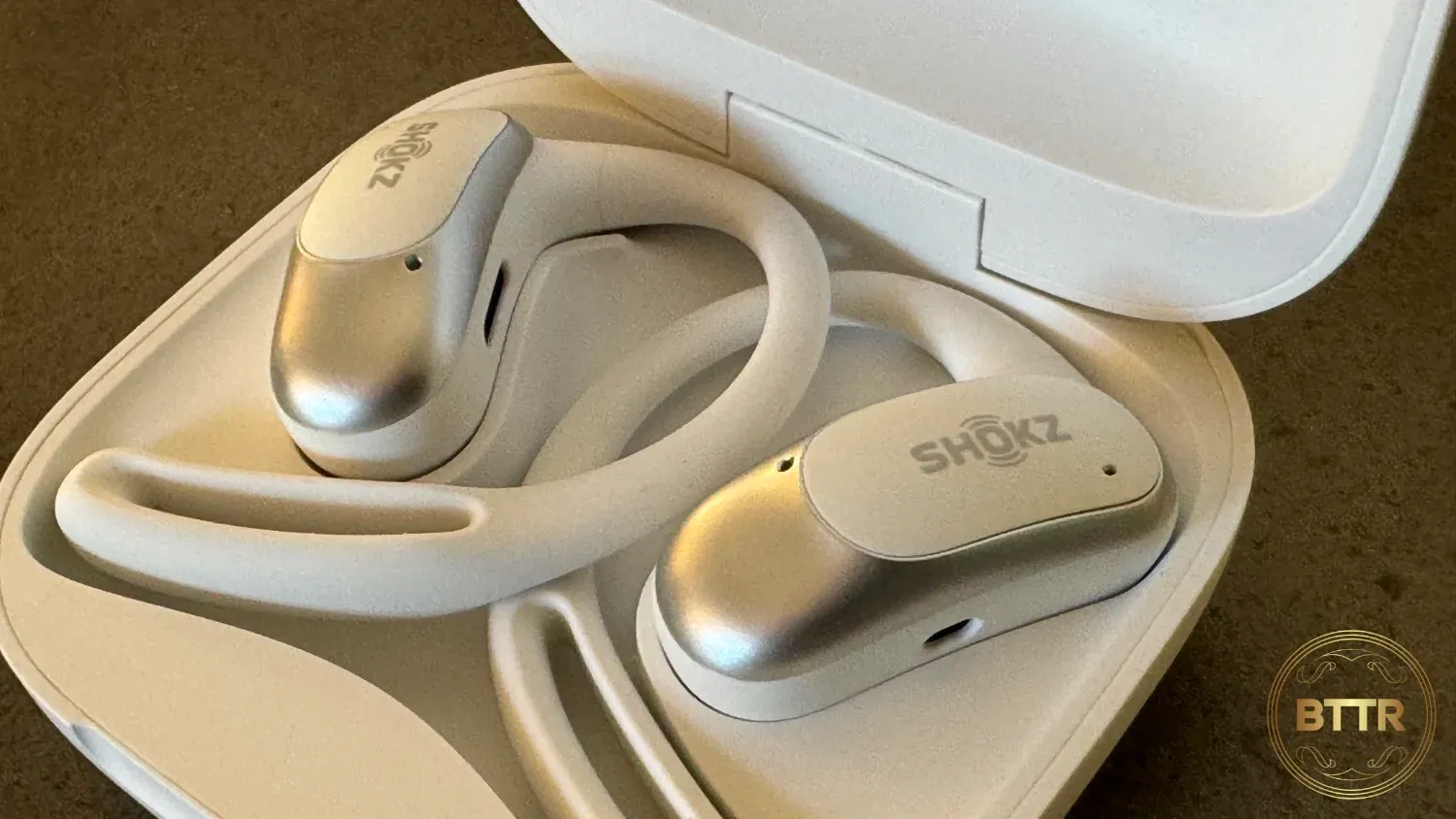 Close up of the OpenFit Air in the case