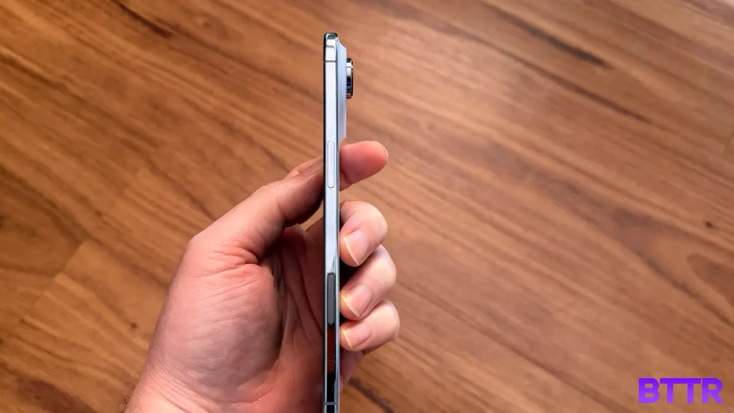 A side on view of the iPhone Air