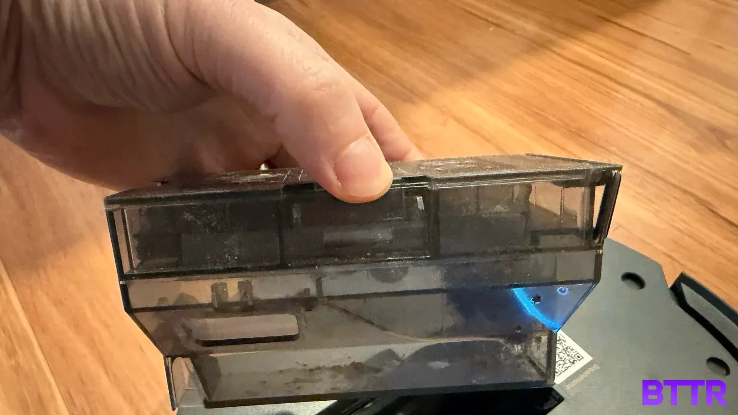 The dustbin in the Dreame Aqua10 Ultra Track S is small and awkwardly shaped