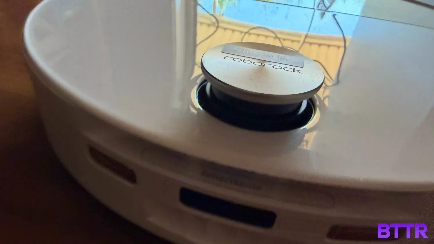 Close up of the Qrevo Edge 2 Pro  lidar module popped up