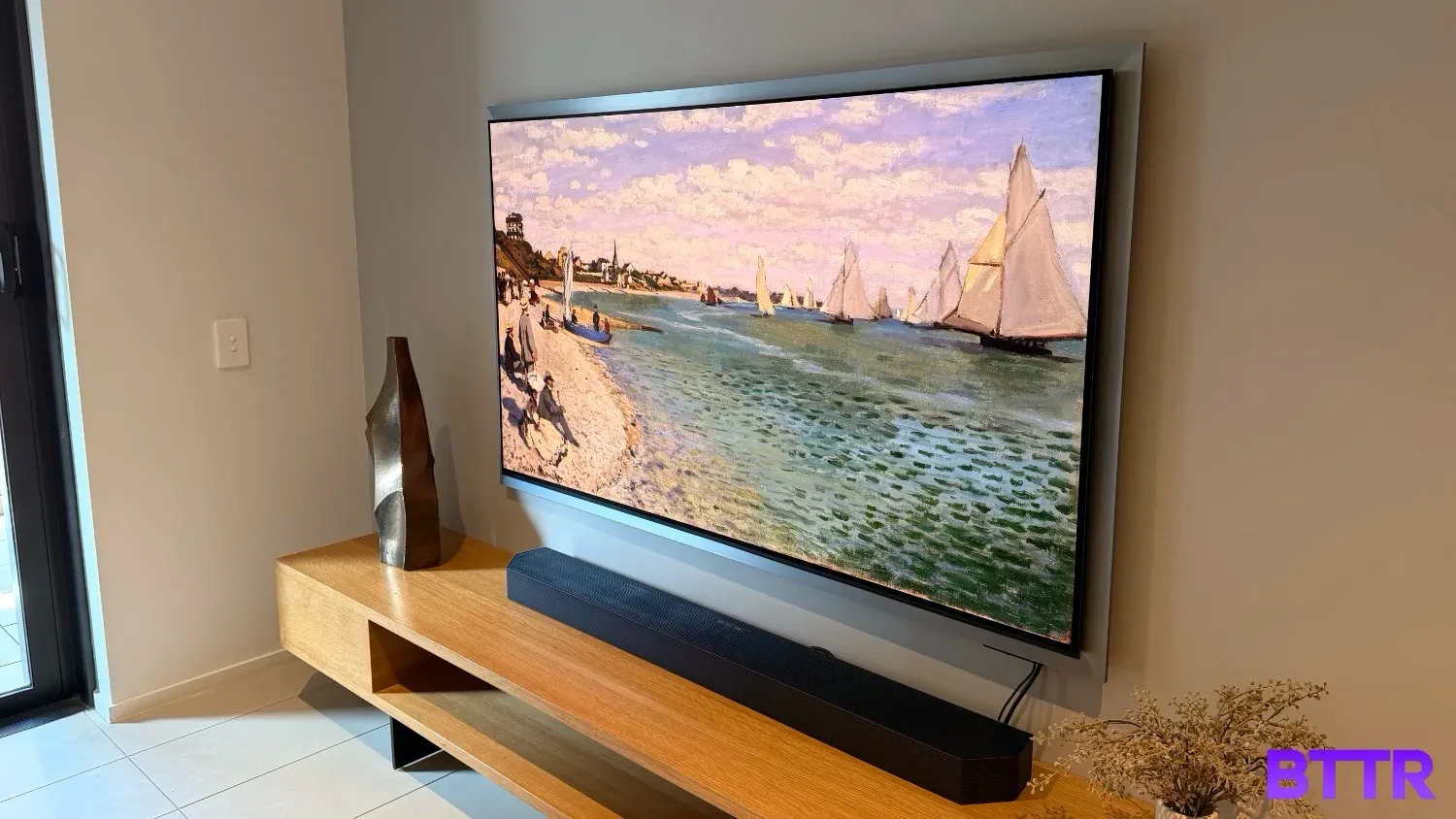 Art displayed on the S95H OLED