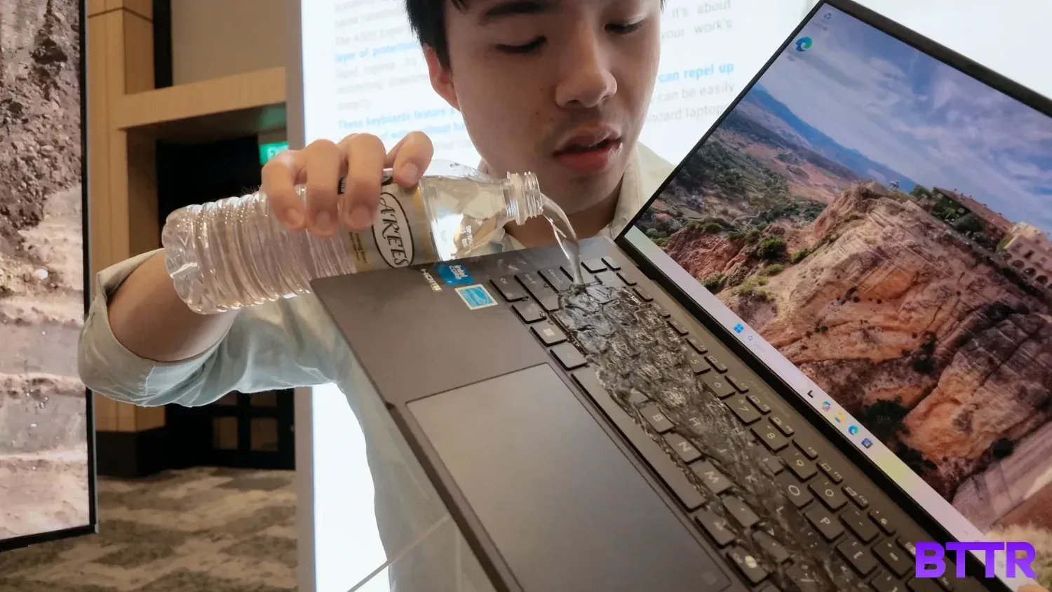 Pouring water over the ExpertBook Ultra's keyboard