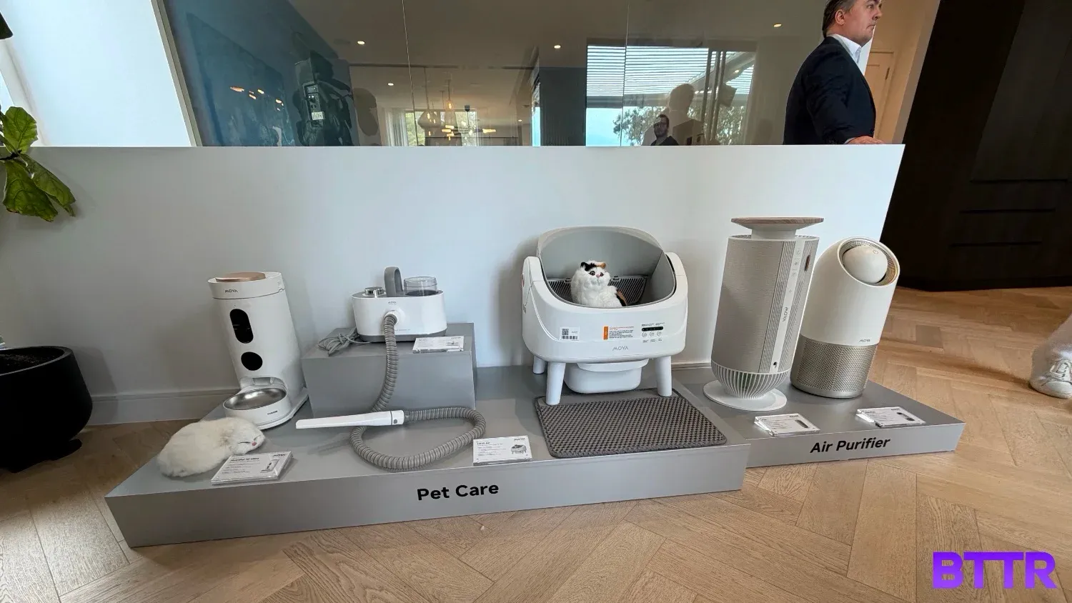 MOVA pet care and air purification products