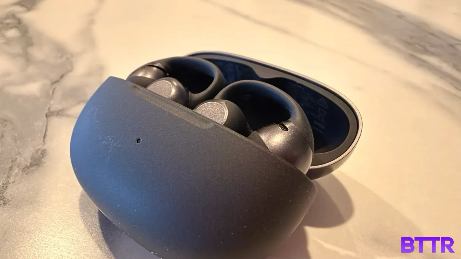 Close up of the opendots 2 in the case