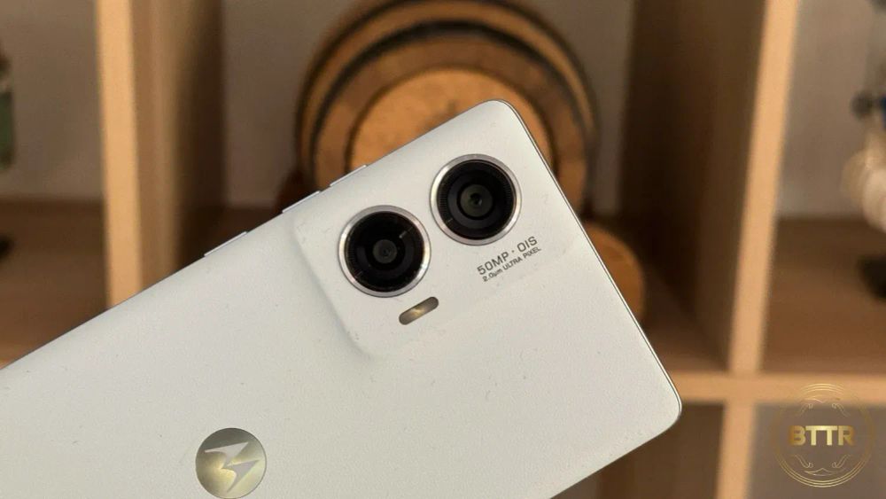 The cameras on the Edge 50 Fusion