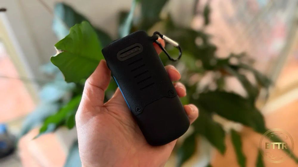 NRGVault 10,000mAh Outdoor Activity Power bank review: Energy for the bush