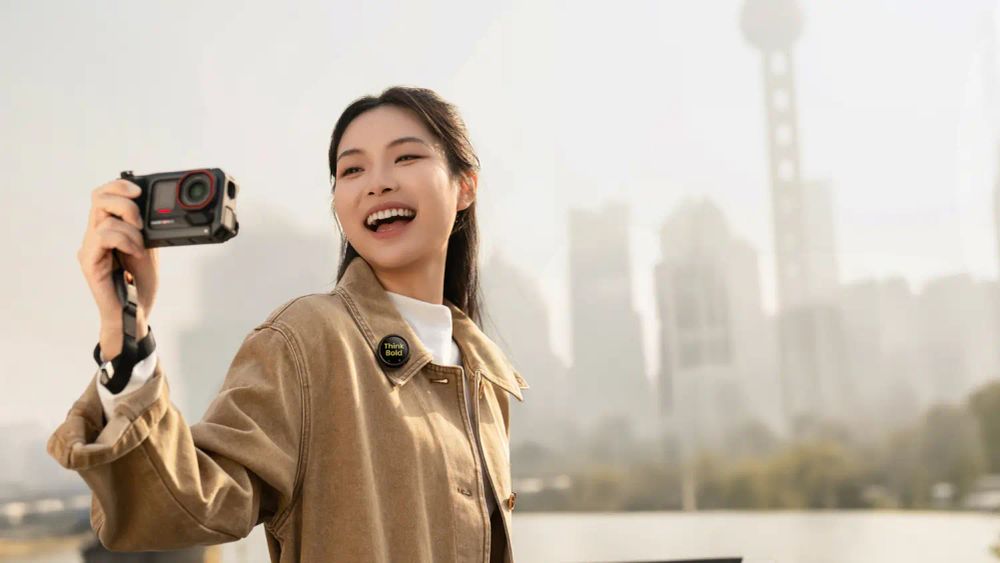 Finally, a wireless mic that advertises for you