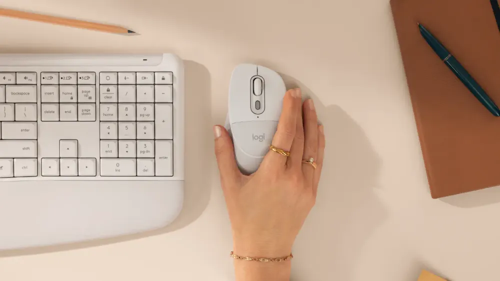 Logitech's new mouse comes with its own built-in pillow
